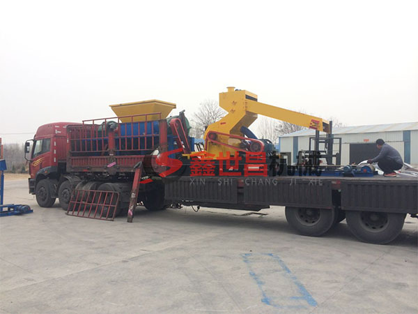 遼陽(yáng)市橡膠粉碎機(jī)裝車(chē)走起
